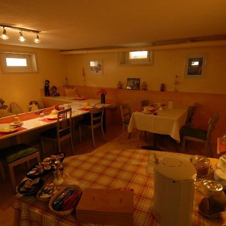 Victor'S Bed & Breakfast Maienfeld Bagian luar foto