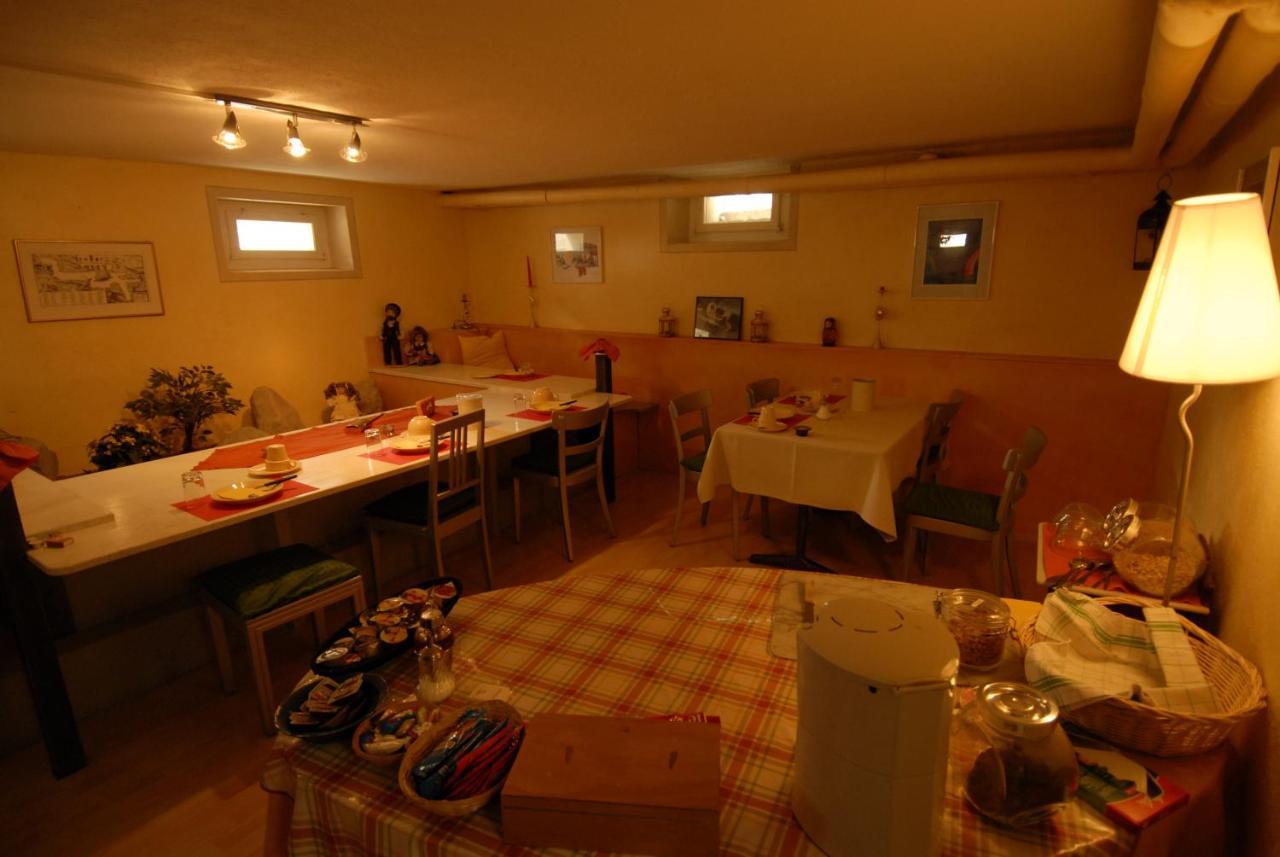 Victor'S Bed & Breakfast Maienfeld Bagian luar foto