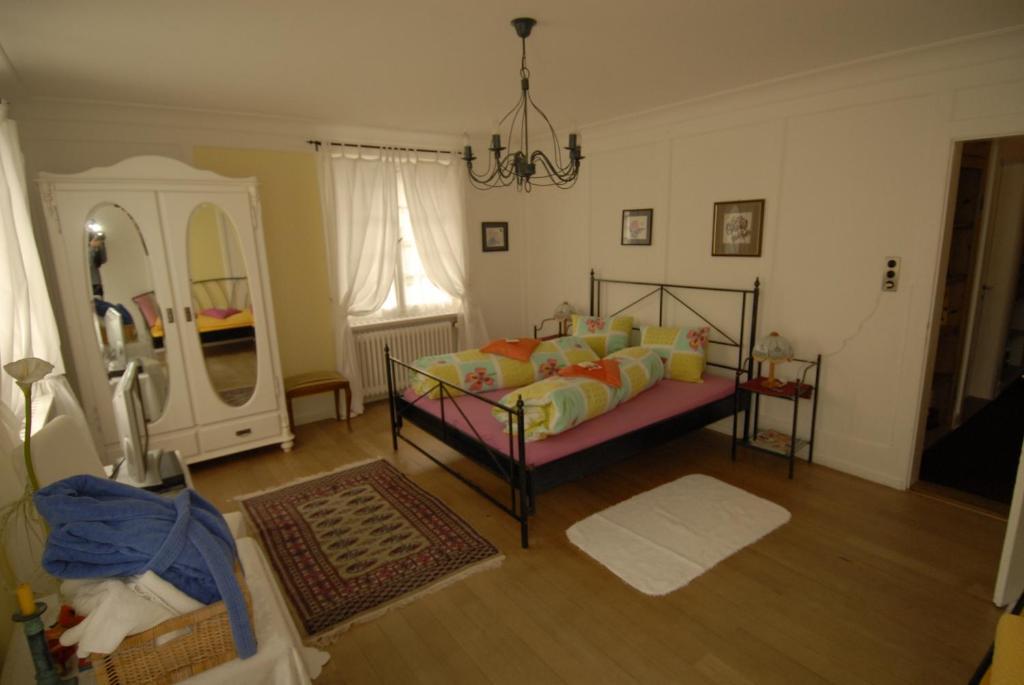 Victor'S Bed & Breakfast Maienfeld Ruang foto